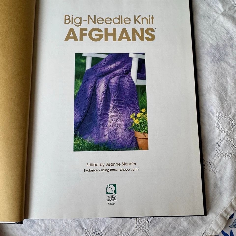 BIG NEEDLE KNIT AFGHANS Hardcover Book House Of White Birches 2004 60+ Patterns - Image 3 of 4