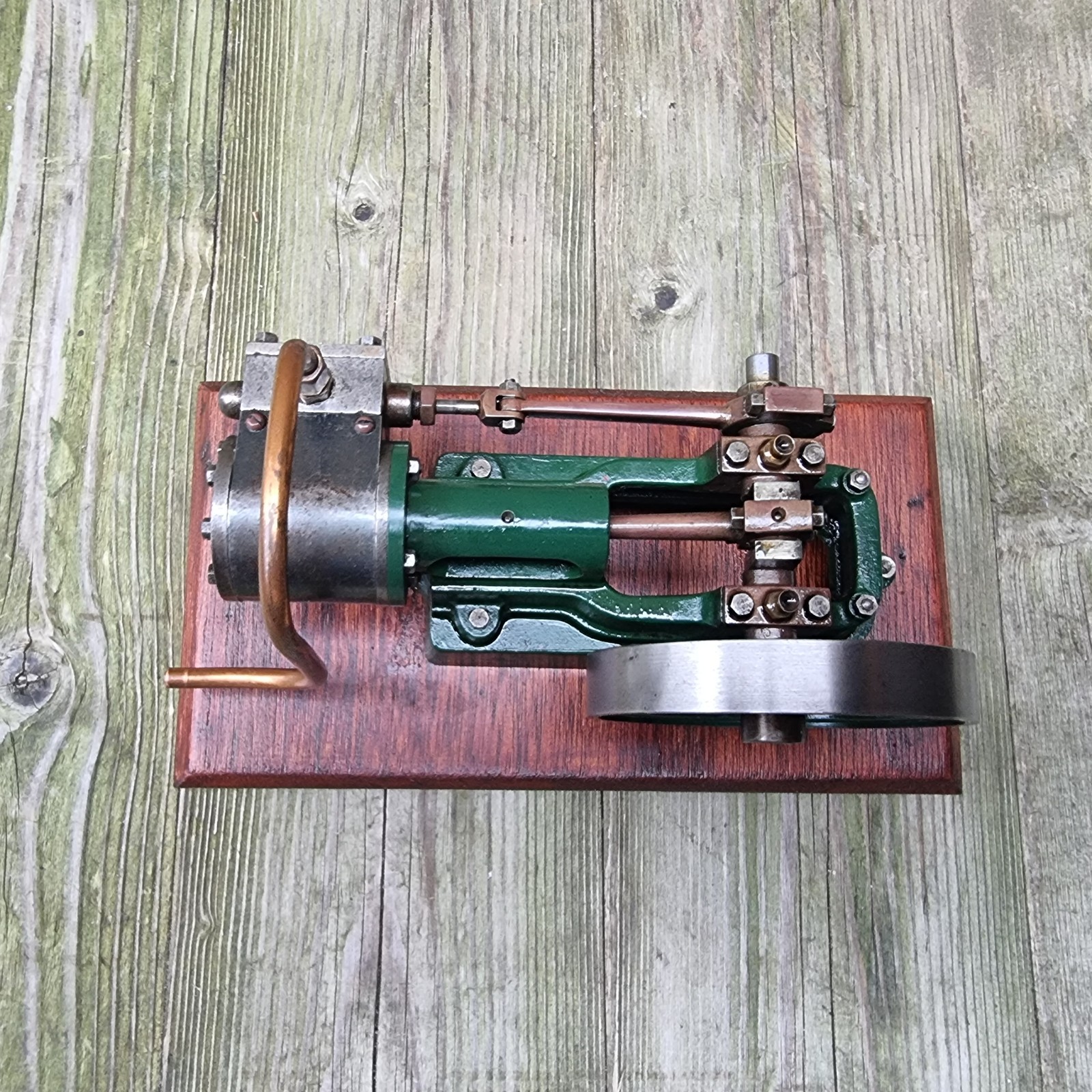 Stuart Engine Horizontal Live steam Stuart Turner horizontal mill engine. Runs well, see video ...