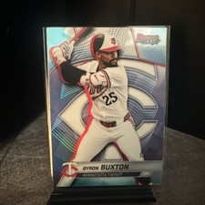 2025 Bowman's Best #48 Byron Buxton Aqua Refractor /199 Twins