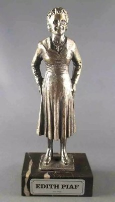Edith Piaf - Spritzguss Metallfigur 16cm - Daviland Frankreich 1978