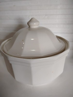 White Covered Casserole with Lid 8 x 4'' Unmarked