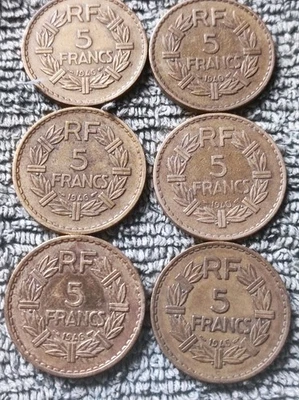 Lot de 6 pièces de monnaie françaises 5 francs Lavrillier en bronze-aluminium - Photo 1/2