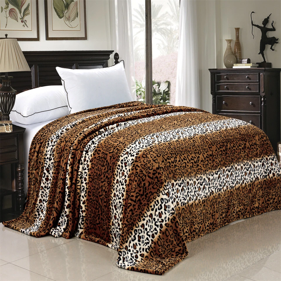Manta con estampado de animales de leopardo-Franela polar suave y elegante decoración de regalos para el hogar Foto 3 de 4