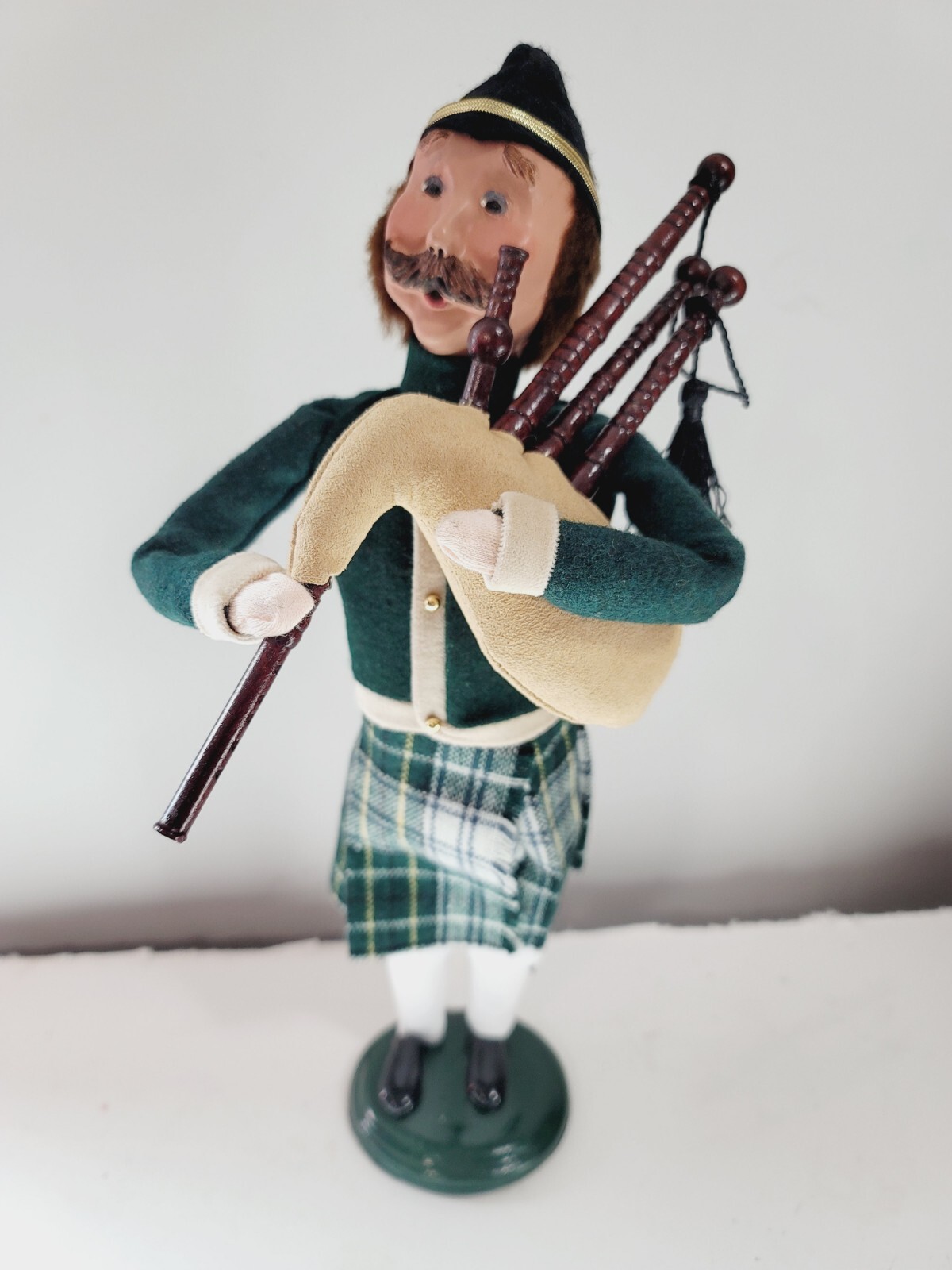 Byers' Choice 11 Pipers Piping Caroler Figurine The 12 Days of Christmas