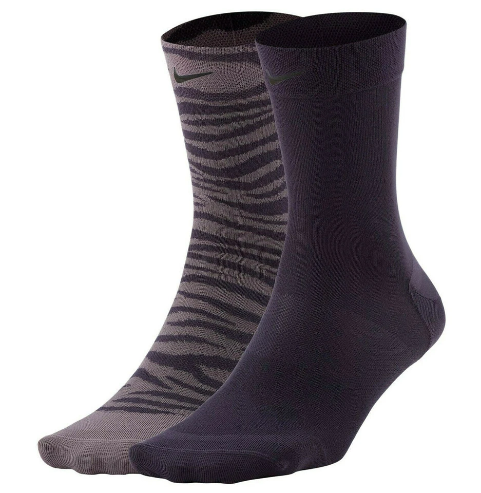 NIKE Women's Sheer 2-Pack Ankle Socks sz M Medium (6-10) Black Gray Stripes - Image 2 of 3