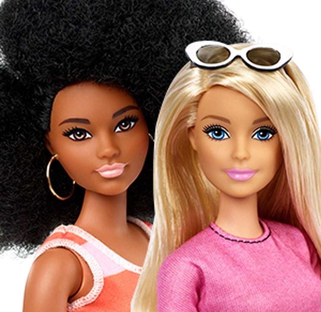 Barbie Fashionista 4 doll set includes dolls 110 105 104 112