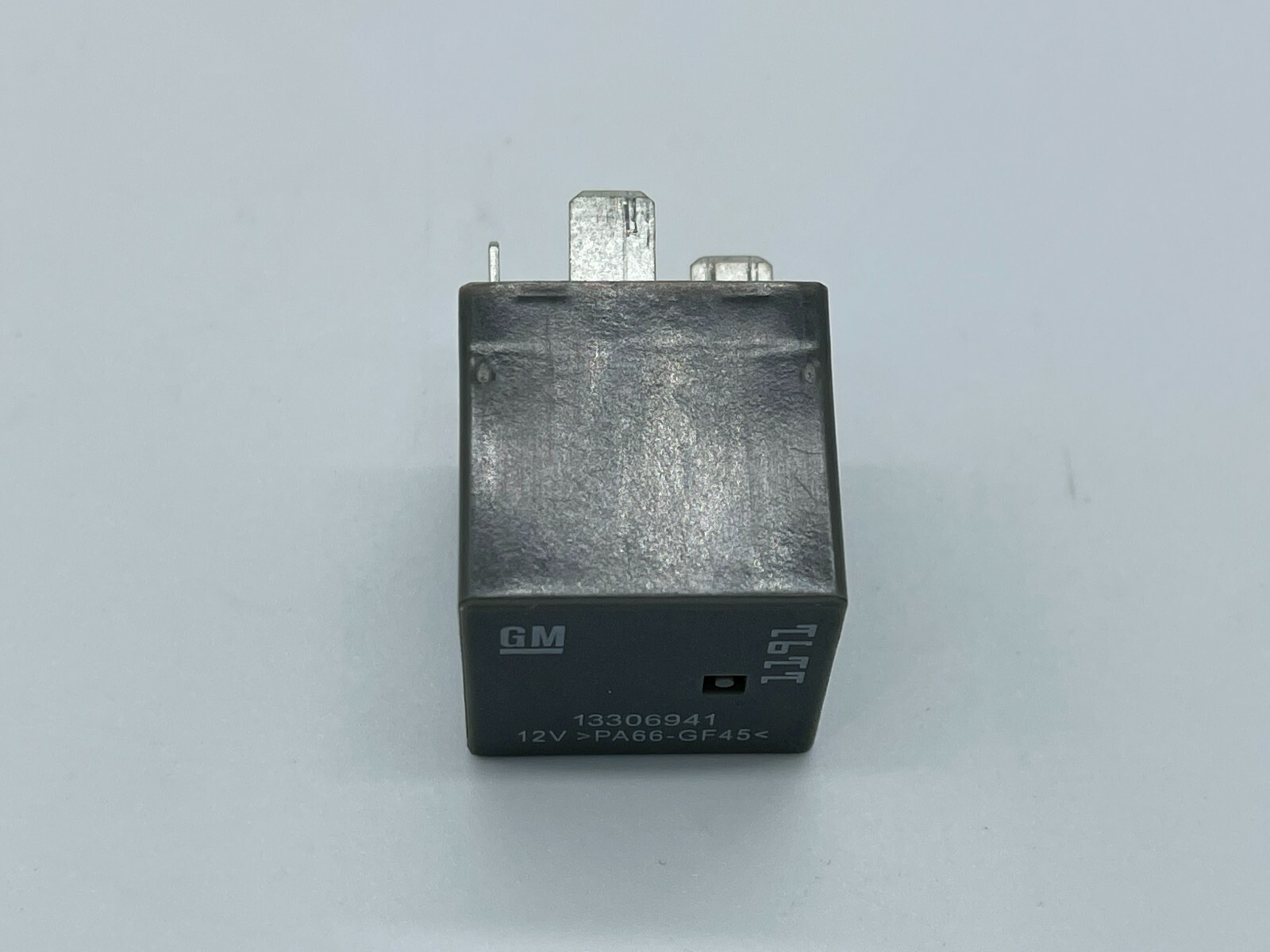 13306941 реле gm