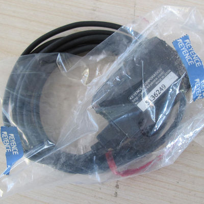 1PC KEYENCE  FD-V70A FDV70A Digital Optical Fiber Amplifier NEW IN BOX hpg