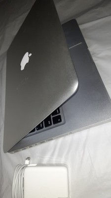 Apple MacBook Pro 13 Mid 2010 Core i7 Large 250GB 4GB High Sierra