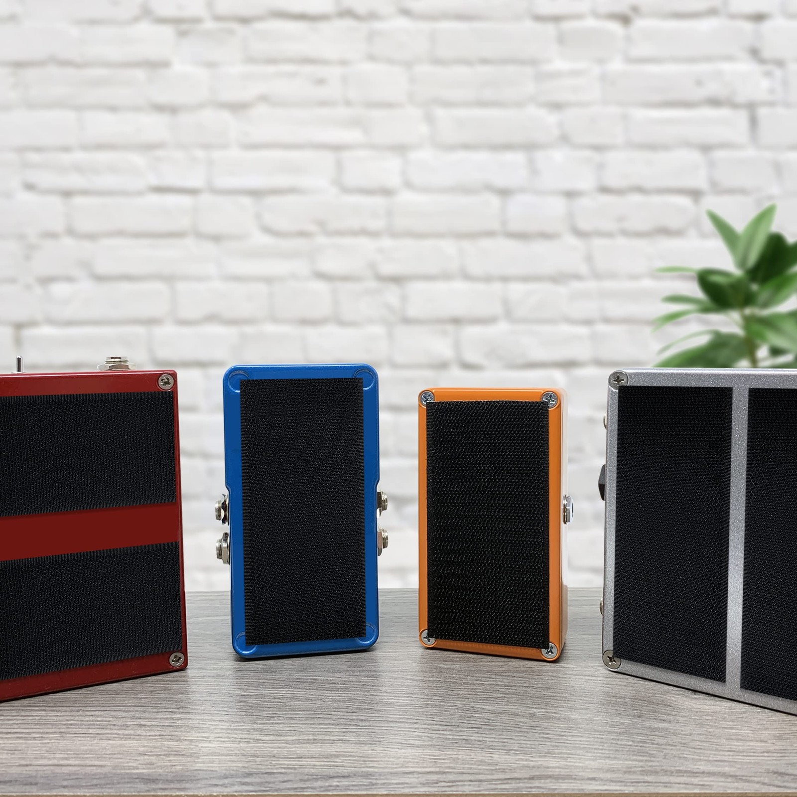 Pedalboard Grip Kit - 10 Feet of Heavy Duty Hook & Loop Tape Plus 6 Reusable ...