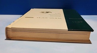 Vtg 1967 World Book Encyclopedia Year Book | eBay