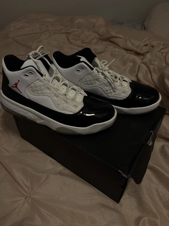 Jordan Max Aura 2 Mujer Talla 9 Foto 3 de 4