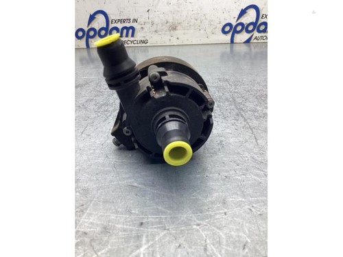 Zusatzwasserpumpe BMW 5er Touring G31 7643949 P24812592