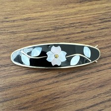 Alpaca Oval Floral Barrette