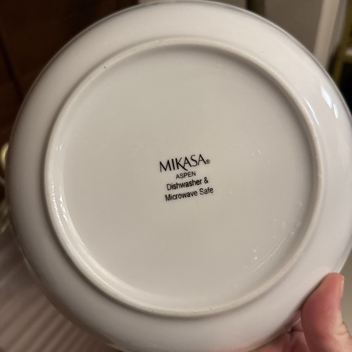 Mikasa Aspen White Porcelain Lot of 3 Pasta Bowls 8.2" 22.6 fl oz - Picture 2 of 3