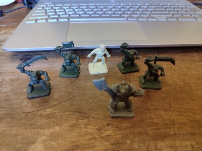 DG RICAMBI tavoli HERO QUEST HEROQUEST VINTAGE FANTASY MB GAMES WORKSHOP