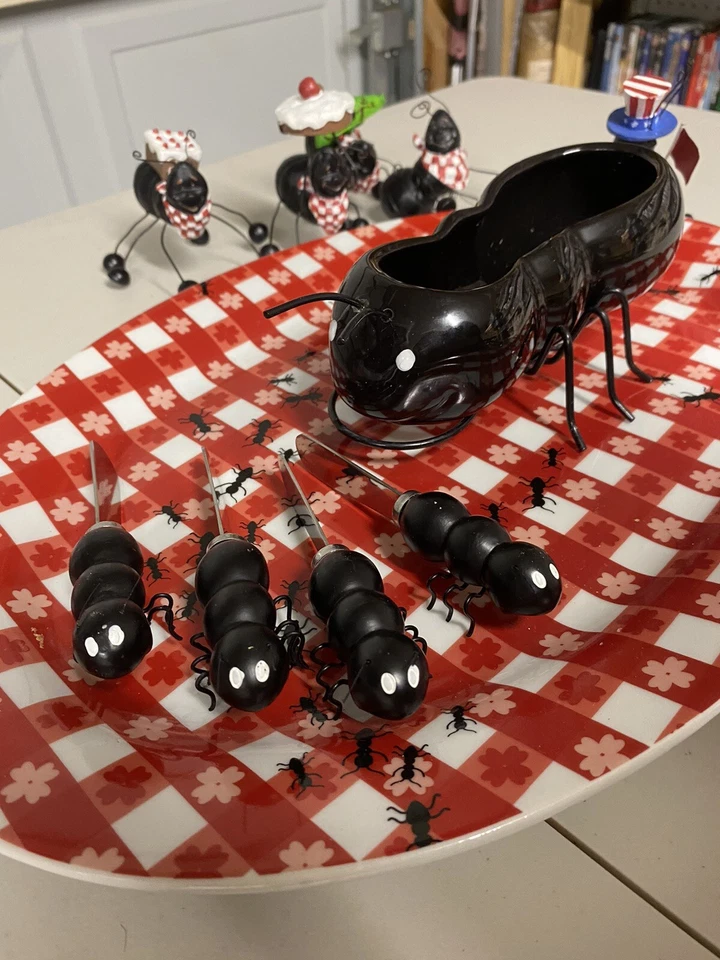 Conjunto de figuras de cuchillos de mantequilla de almacén de hormigas paquete conjunto de picnic Boston lote Foto 3 de 4