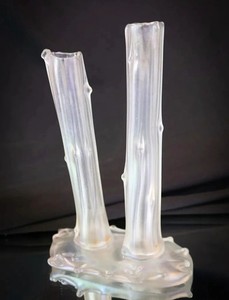Steuben Glass Works "Verre de Soie" Double Bud / Stump Vase, Corning, New York