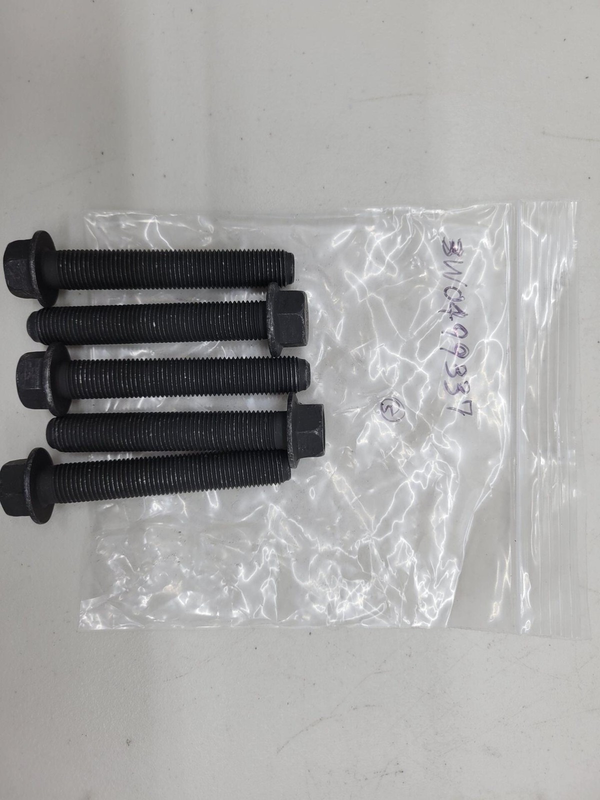 Rolls Royce / Bentley HEXAGON HEAD BOLT 3W0499337