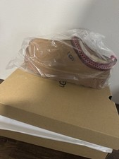 UGG Tazz Love '26 Platform Slippers Beige Pink Red Heart Accent Slip-On Women's