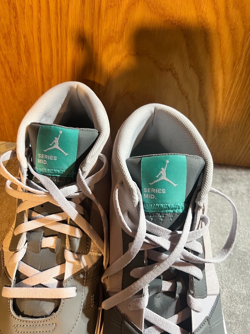 Jordan Series Mid 01 Cool Grey Teal Green DA8026 500 Men display picture 1
