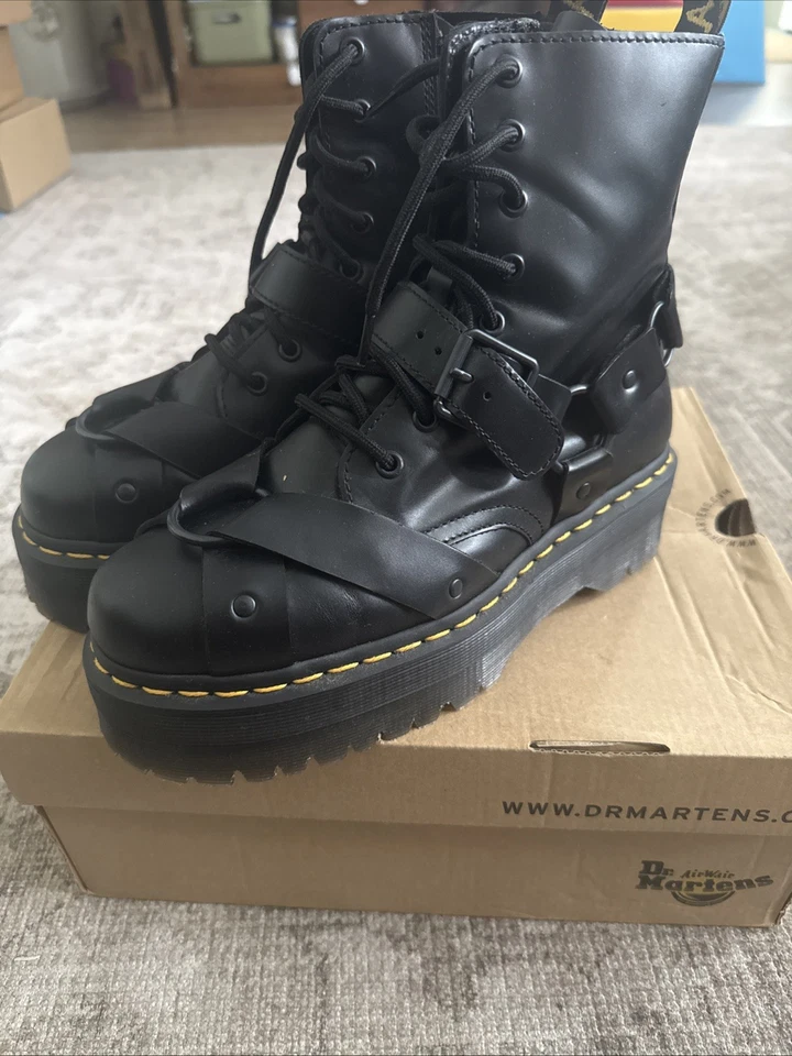 Dr. Martens Jadon Women's Leather Platform Boots - Black Polished Smooth, 4 UK, photo 1 of 5