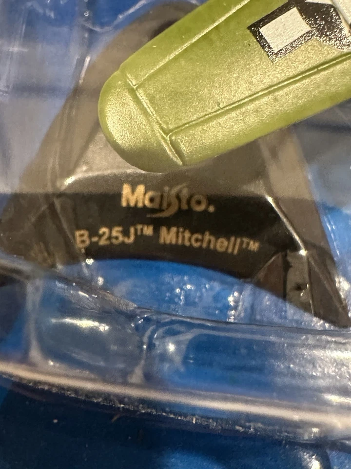 Bombardero Mitchell Maisto Kid Connection B25J de metal fundido a presión y plástico, 2001 Foto 3 de 4