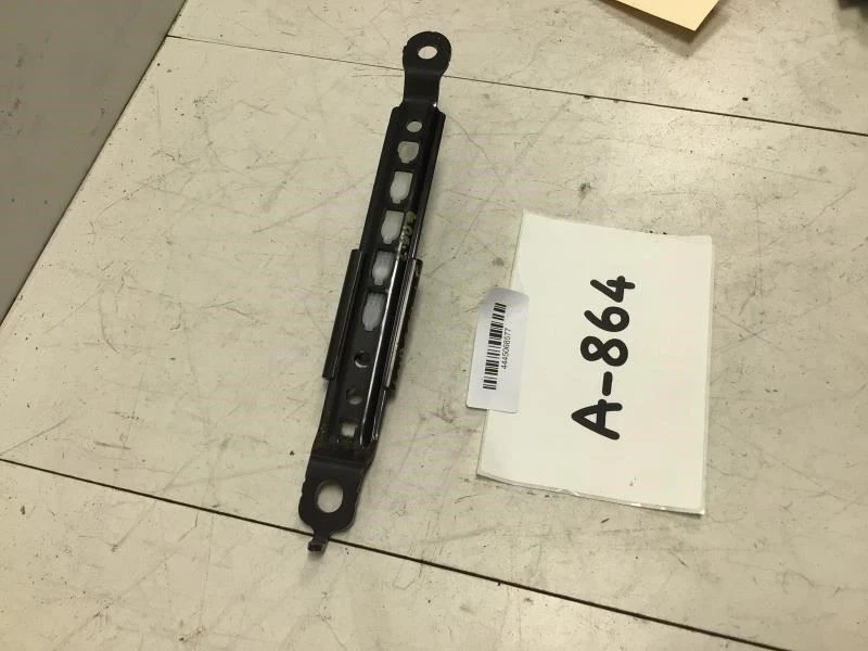 Subaru Tribeca 2009 cinturón de seguridad delantero izquierdo lado del conductor ajustador de altura fabricante de equipos originales+ Foto 2 de 4