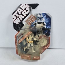 Star Wars 30th Saga Legends Yellow Clone Trooper Officer 3.75 NEW Box Wear