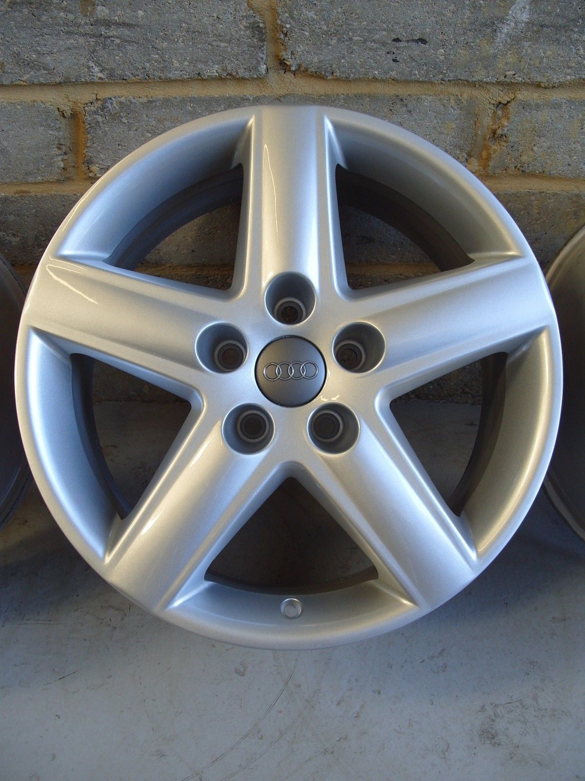 2672 Genuine 17" 5 Arm Spoke Audi A4 Alloy Wheels & New Tyres eBay
