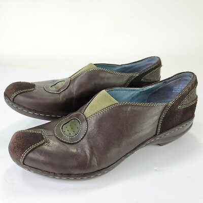 Clarks Women's Ashland Joy Leather Closed Toe Loafers Brown Green Leather  Size