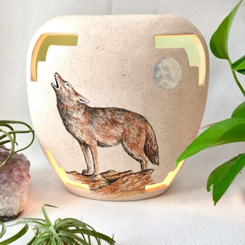 Hayes Southwest Hand Painted Wolf Full Moon Terracotta Clay Pottery Lamp Signed  - Picture 1 of 12