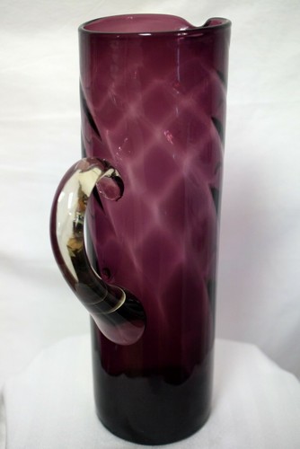 MCM Blenko ? Amethyst Optic Glass-W.Va.-Tall Column Pitcher-13.75" Clear Handle - Picture 4 of 12