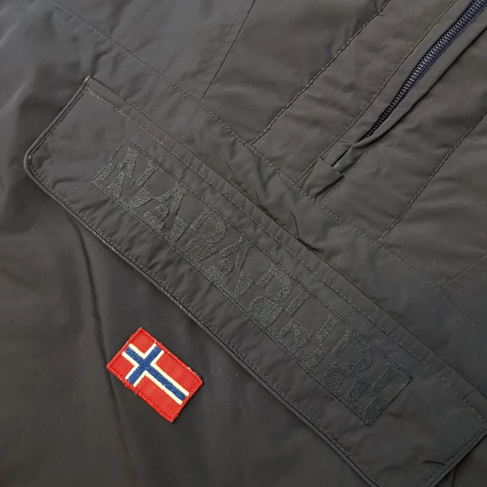 Куртка мужская Napapijri тропический лес большая темно-синяя Taika Anorak зимняя стеганая без застежек - Изображение 2 из 4