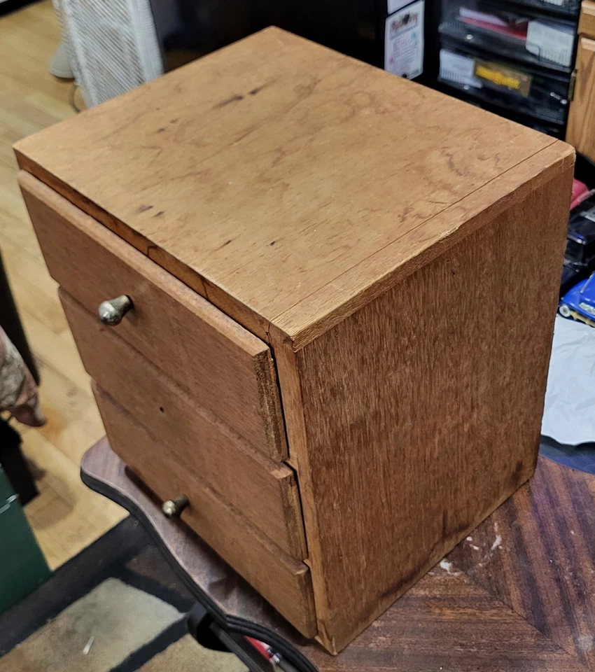 Pedestal pequeño Mid-Century moderno de roble, años 50 Foto 4 de 4