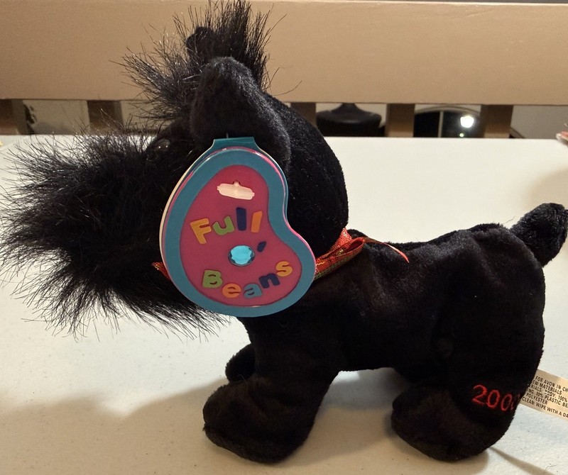 Avon MacDougal the Scottie Dog December Millenium Full O' Beans Plush with Tags