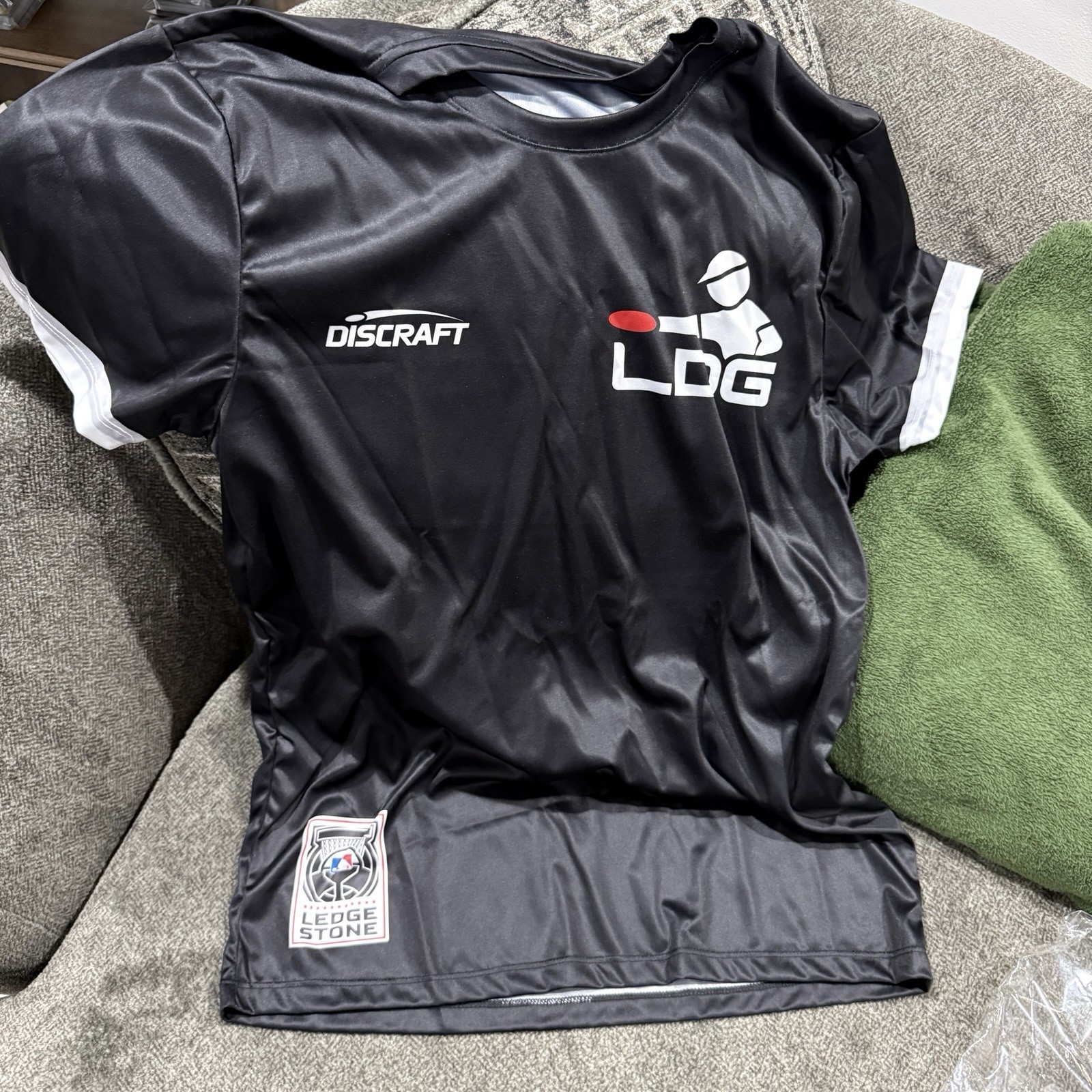 Apparel Rare Jersey Shirt Medium