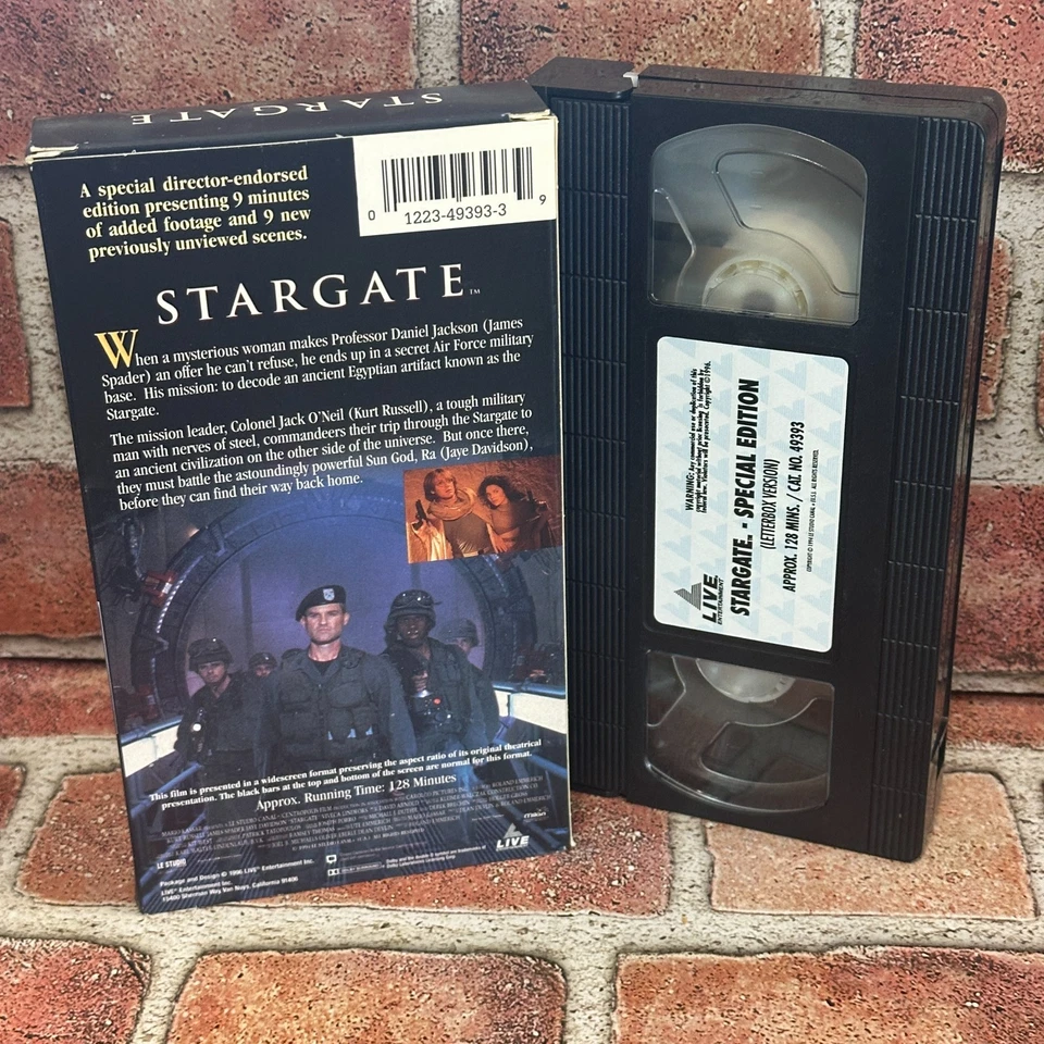 Stargate Special Edition VHS Used Live Home Video Sci-Fi Kurt Russell  Foto 2 de 3