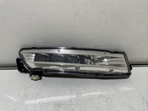 2018 - 2020 Honda accord LED Fog Light Passenger Right RH OEM 9152