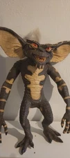 Evil Gremlin Stripe Trick Or Treat Studios - Gremlins Puppet Life-Size