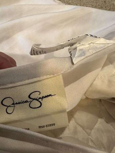 Jessica Simpson Set floreale di due finzioni cuscino re trapuntate rosa, grigio, bianco - Foto 5 di 8