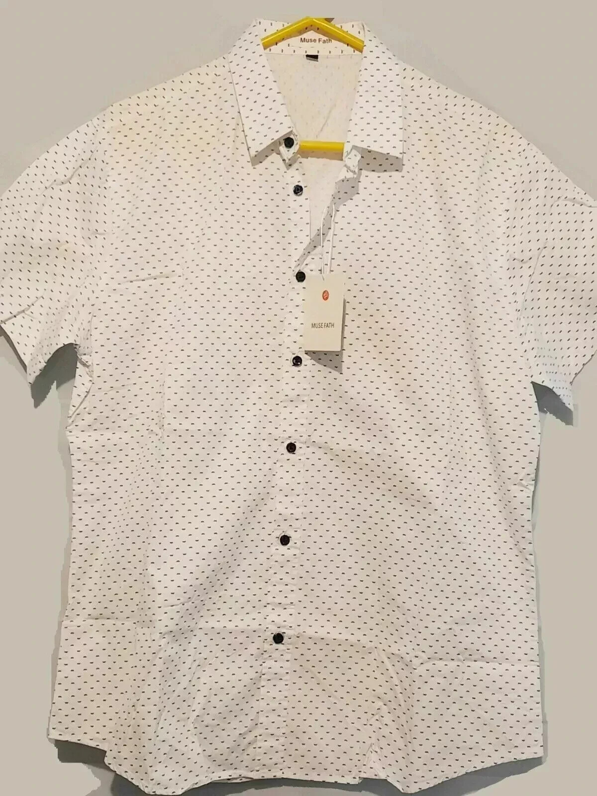 Foto 1 di 4