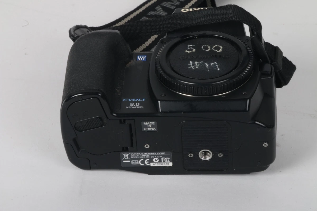 Olympus E-500 Digital Camera Lenses 14-45mm 1:3.5-5.6 / 40-150mm 1:3.5-4.5