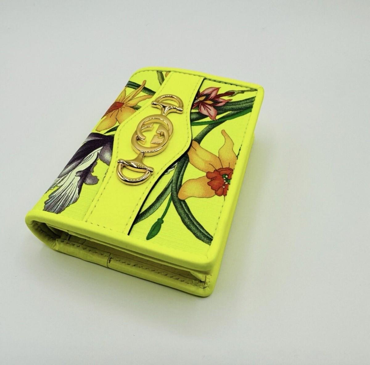 Auth $1250 Gucci GG Zumi Neon Yellow Flora Bifold Wallet 536353