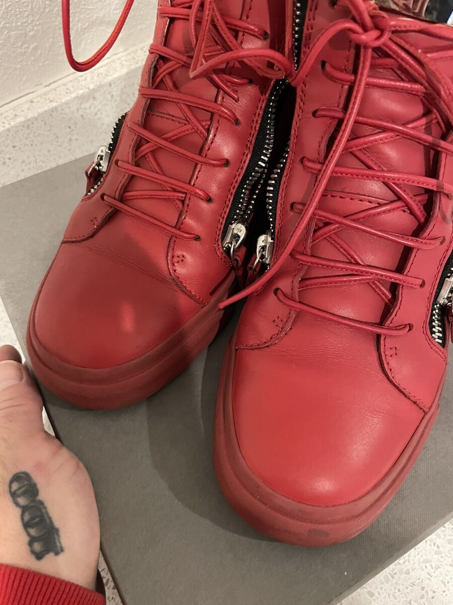 Giuseppe Zanotti RED LEATHER HIGH ZIPPER SIDES DETAIL Giuseppe Zanotti RED LEATHER HIGH ZIPPER SIDES DETAIL