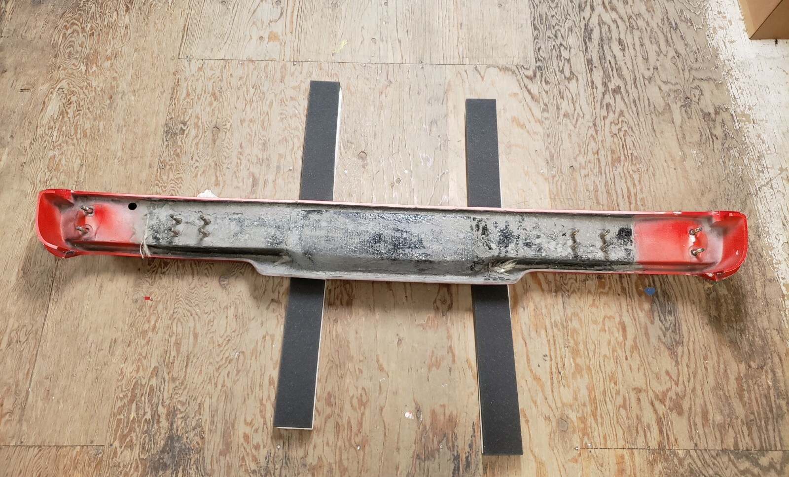 DAMAGED Rear Bumper Ferrari 512TR / F512M / OE# 63687610