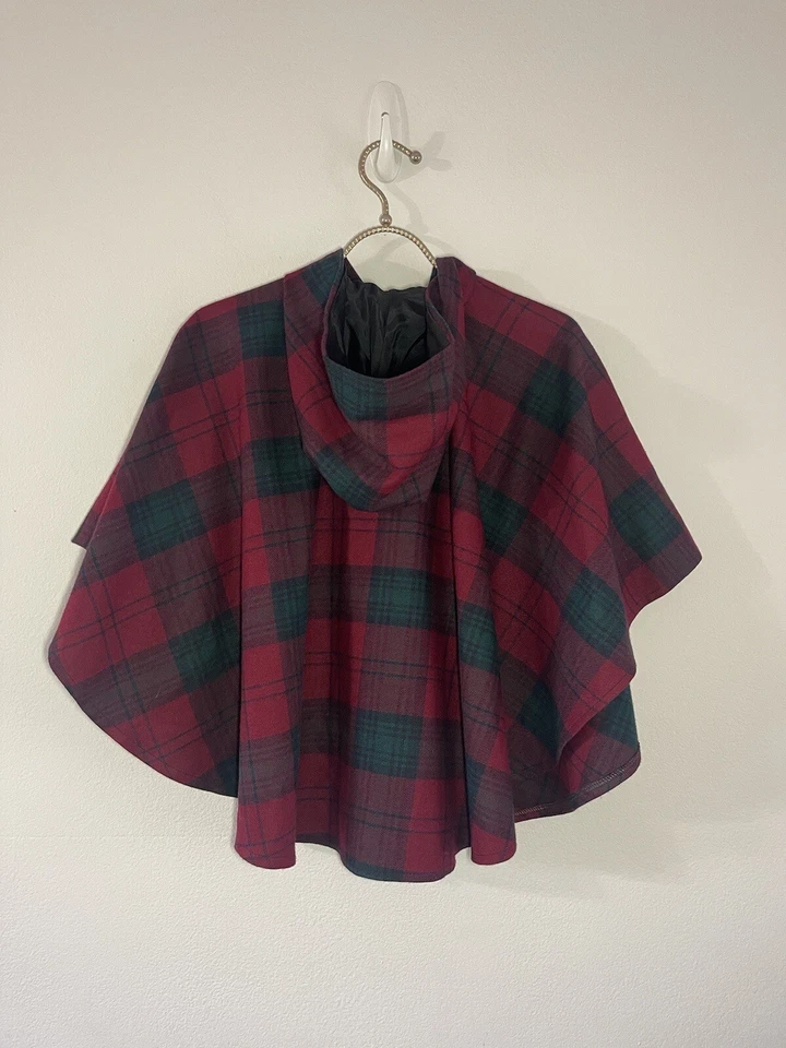 Blarney Woollen Mills Ireland Red Green Plaid Print Hooded Cape Size Large - Image 4 of 4