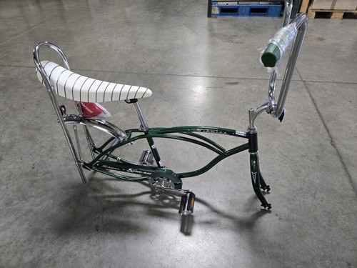 NEW Schwinn Stingray Bicycle 20" Emerald Green Banana Seat Muscle Bike Fastback