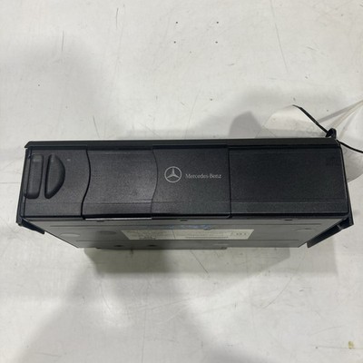 READ 2006-2012 Mercedes CLK C G S Class  Changer 6 Disk Player  A2038703389