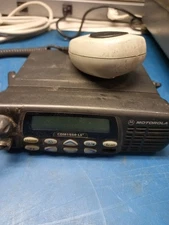 MOTOROLA CDM1550 LS+ AAM25SHF9DP5AN UHF MOBILE RADIO 25-WATT 16 CHANNEL Untested